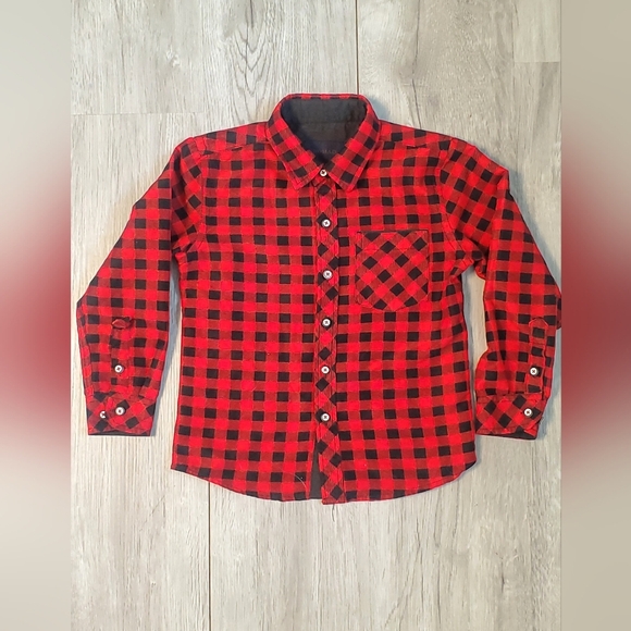Nomad Red & Black Buffalo Plaid Button Up Shirt Little Boys Size 4-5 - Picture 2 of 9